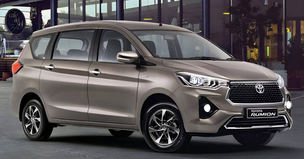 Toyota Rumion: সস্তায় 7 সিটার SUV আনছে টয়োটা, রূপে-গুণে করবে বাজার তোলপাড় Toyota Rumion: সস্তায় 7 সিটার SUV আনছে টয়োটা, রূপে-গুণে করবে বাজার তোলপাড়
