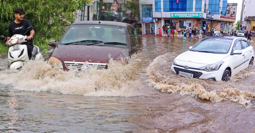 ভারী বৃষ্টির মধ্যে গাড়ি চালান? মৃত্যুর হাত থেকে বাঁচতে অবশ্যই মাথায় রাখুন এই ৫ টি জিনিস ভারী বৃষ্টির মধ্যে গাড়ি চালান? মৃত্যুর হাত থেকে বাঁচতে অবশ্যই মাথায় রাখুন এই ৫ টি জিনিস