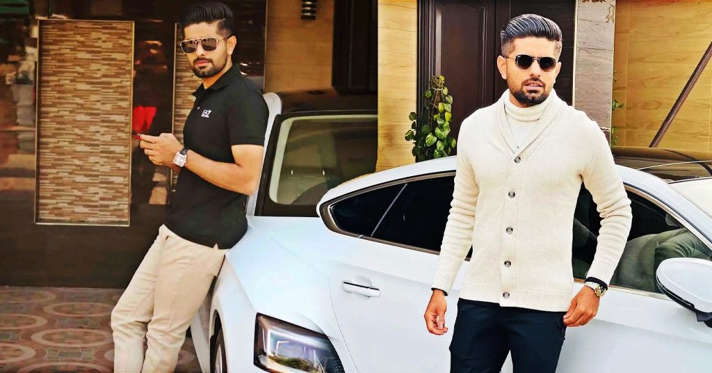 বিরাট কোহলির চিরপ্রতিদ্বন্দ্বী বাবর আজমের গাড়ি কালেকশন দেখেছেন? দেখে চোখ কপালে উঠবে বিরাট কোহলির চিরপ্রতিদ্বন্দ্বী বাবর আজমের গাড়ি কালেকশন দেখেছেন? দেখে চোখ কপালে উঠবে