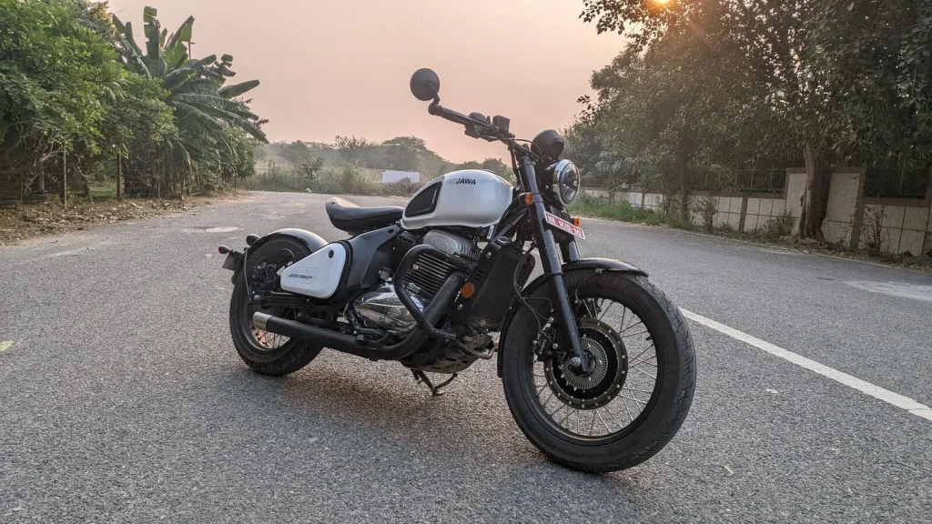 Enfield এর বাজার দখল করবে Jawa-র নতুন বাইক, দেখে নিন কেমন ফিচারস নিয়ে আসছে Jawa Bobber 42 Enfield এর বাজার দখল করবে Jawa-র নতুন বাইক, দেখে নিন কেমন ফিচারস নিয়ে আসছে Jawa Bobber 42