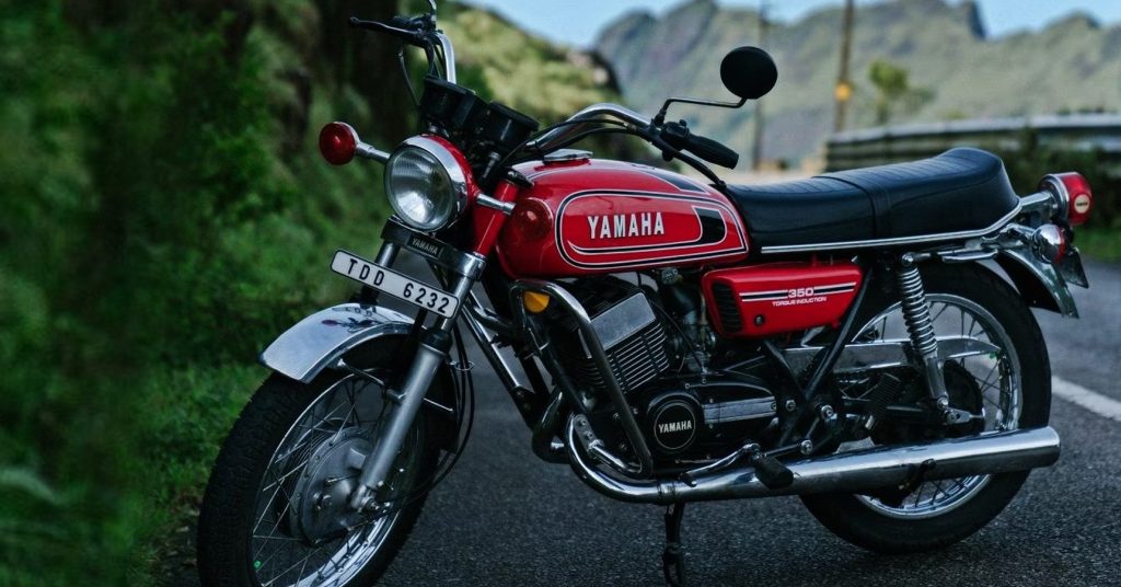 শক্তিশালী ইঞ্জিন আর মডার্ন লুকের সাথে আসছে Yamaha-র এই তুখোড় বাইক, দেখে নিন দাম এবং ফিচারস শক্তিশালী ইঞ্জিন আর মডার্ন লুকের সাথে আসছে Yamaha-র এই তুখোড় বাইক, দেখে নিন দাম এবং ফিচারস
