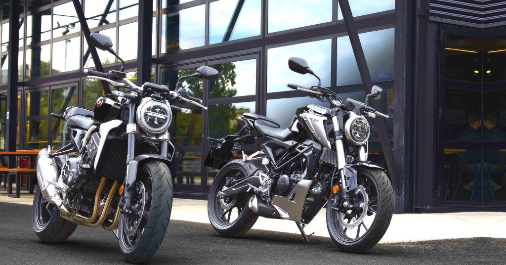 পুজোর আগেই বড় চমক হোন্ডার, CB 300R-র নতুন ভার্সনের দাম কমল 34,000 হাজার ! পুজোর আগেই বড় চমক হোন্ডার, CB 300R-র নতুন ভার্সনের দাম কমল 34,000 হাজার !