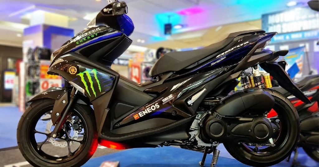 নতুন রেসিং এডিশনের স্কুটার নিয়ে হাজির Yamaha, দাম কত? দেখে নিন খুঁটিনাটি নতুন রেসিং এডিশনের স্কুটার নিয়ে হাজির Yamaha, দাম কত? দেখে নিন খুঁটিনাটি