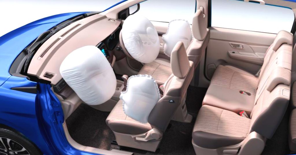 Innova নয়, Toyota-র 7 সিটারের এই গাড়িই সেরা আপনার জন্য, অর্ধেক দামেই পেয়ে যাবেন এই সেরা গাড়ি! Innova নয়, Toyota-র 7 সিটারের এই গাড়িই সেরা আপনার জন্য, অর্ধেক দামেই পেয়ে যাবেন এই সেরা গাড়ি!