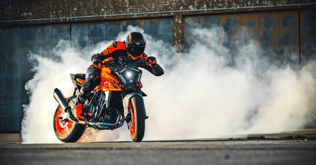 KTM প্রেমীদের জন্য বড় সুখবর, শীঘ্রই লঞ্চ হচ্ছে নতুন দুই বাইক KTM প্রেমীদের জন্য বড় সুখবর, শীঘ্রই লঞ্চ হচ্ছে নতুন দুই বাইক
