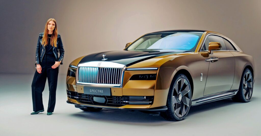 Rolls Royce Spectre : ভারতে সবচেয়ে দামী গাড়ি লঞ্চ করল Rolls Royce, দেখে নিন কত টাকা লাগবে গাড়িটি কিনতে